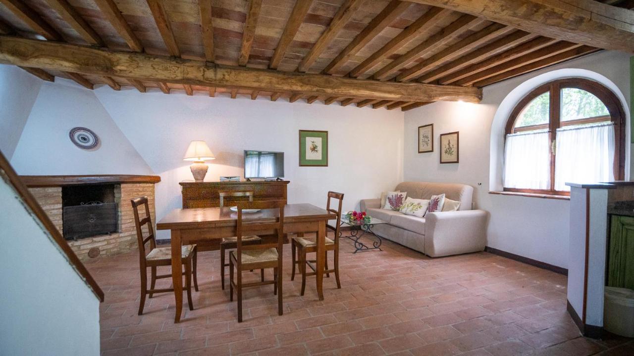 Poggio Al Palio Aparthotel San Lorenzo a Merse ภายนอก รูปภาพ