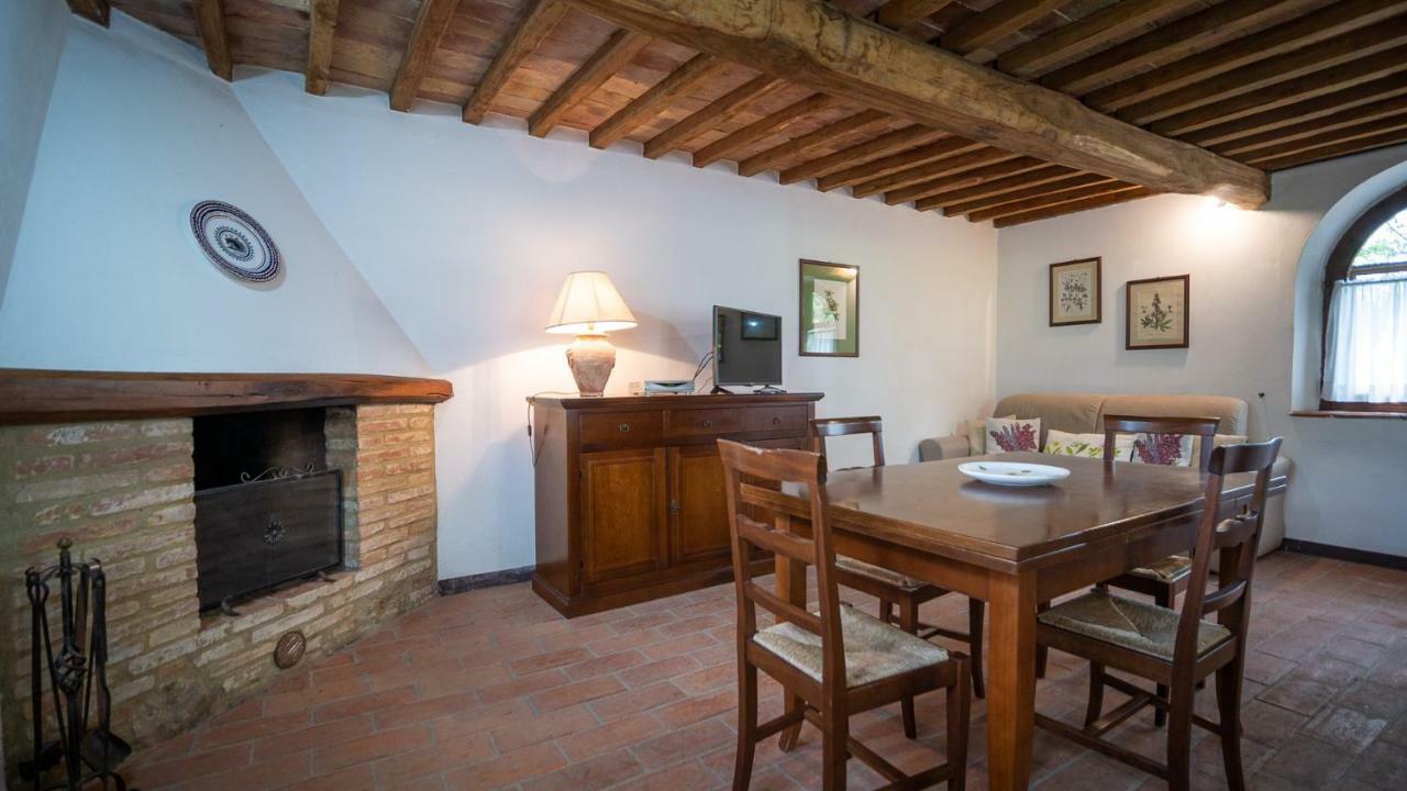 Poggio Al Palio Aparthotel San Lorenzo a Merse ภายนอก รูปภาพ