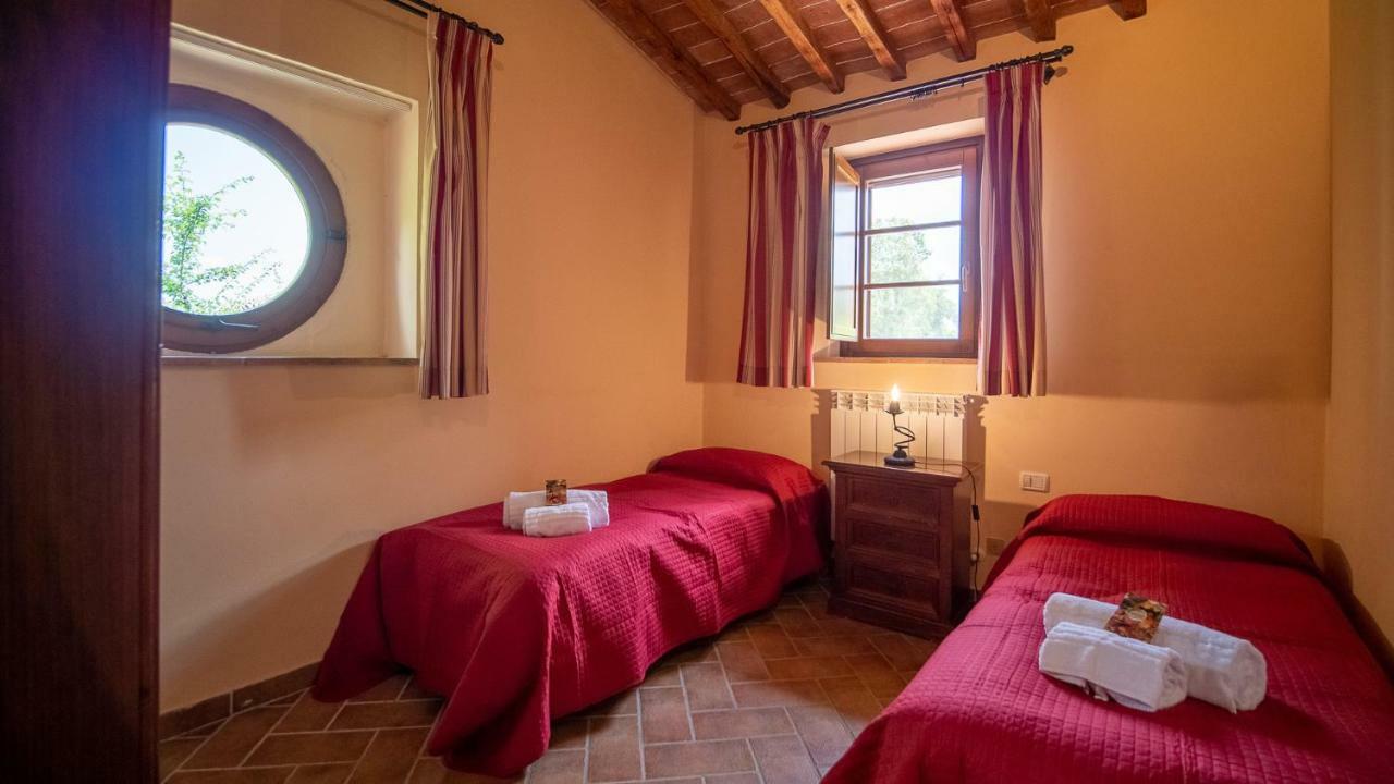 Poggio Al Palio Aparthotel San Lorenzo a Merse ภายนอก รูปภาพ
