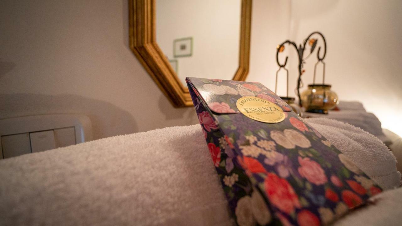 Poggio Al Palio Aparthotel San Lorenzo a Merse ภายนอก รูปภาพ