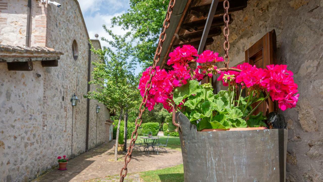 Poggio Al Palio Aparthotel San Lorenzo a Merse ภายนอก รูปภาพ